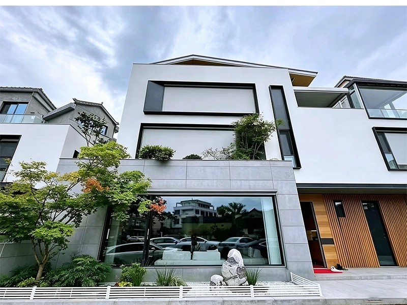 Australia Aluminum Alloy Door and Window Installation Project: Modern Home Facade Upgrade