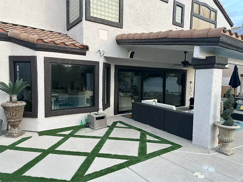 French aluminum alloy sliding door