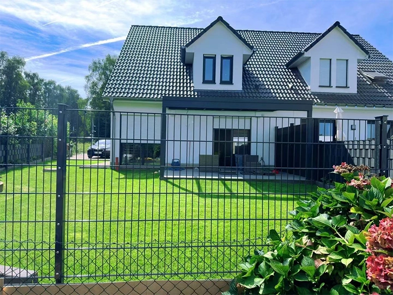 European Aluminum Pergola Installation Case: Modern Outdoor Patio Upgrade