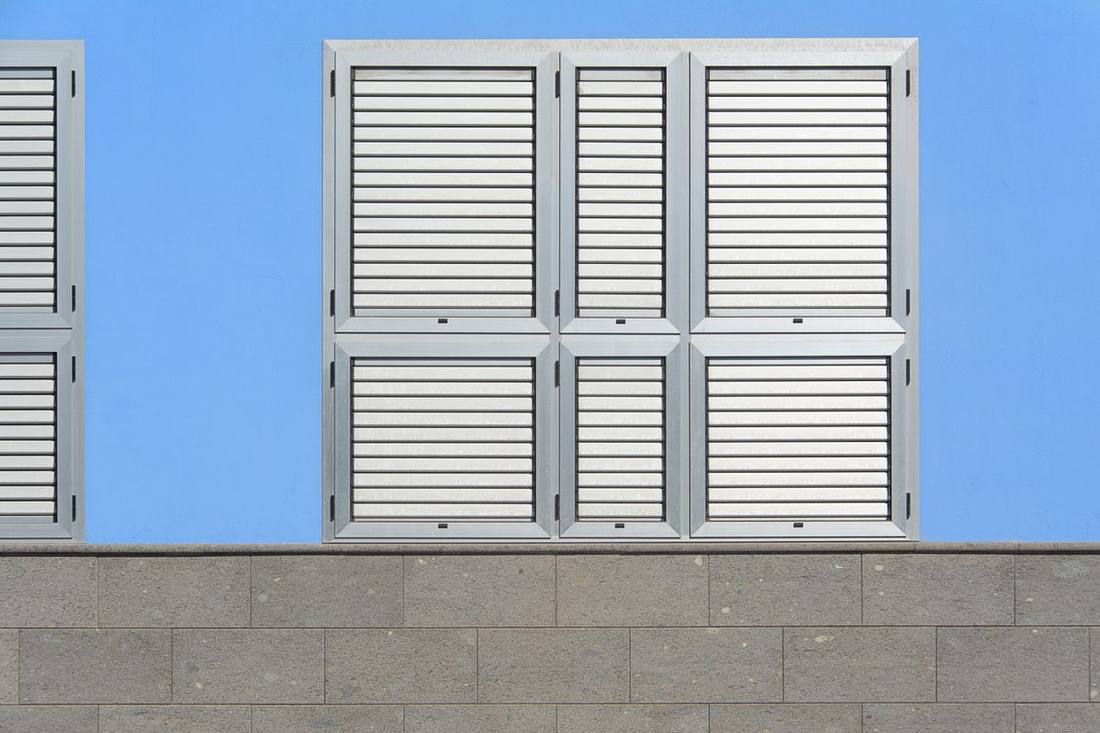 Powder-Coated Aluminium Windows Fading or Chalking?