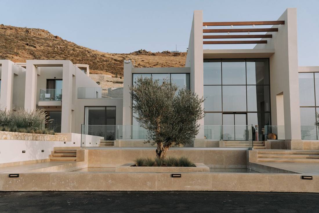 Luxury Villa Window and Door Maintenance Plan