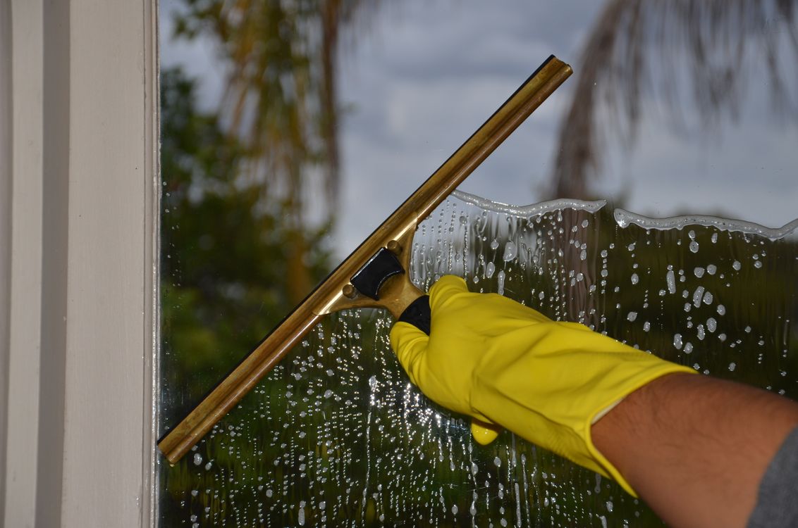 Window Film Bubbling or Peeling? A Homeowner’s Guide