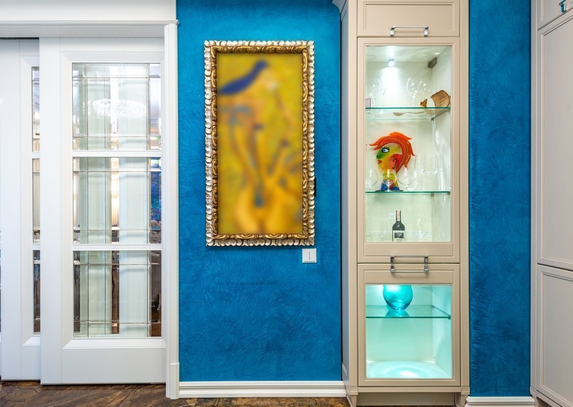 Bright room with sliding door