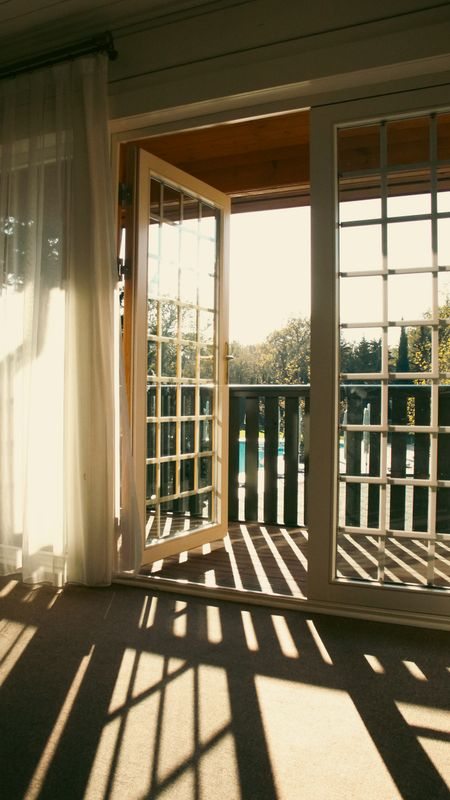 How to Specify Replacement Glass for a Folding Door